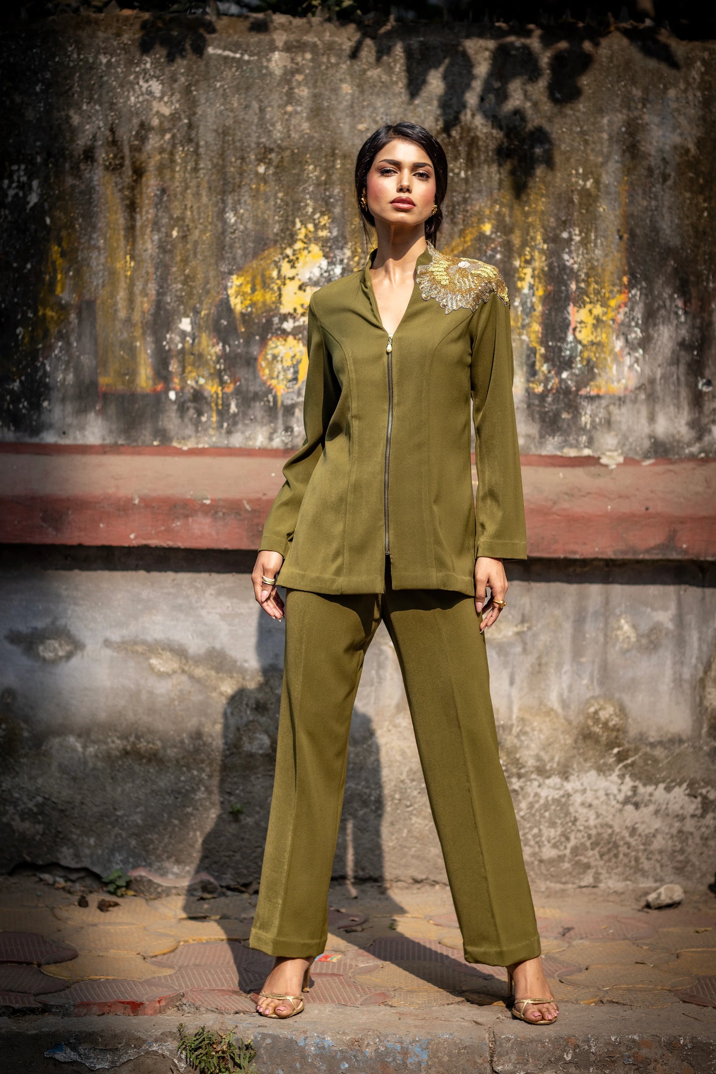 Moss embroidered blazer set