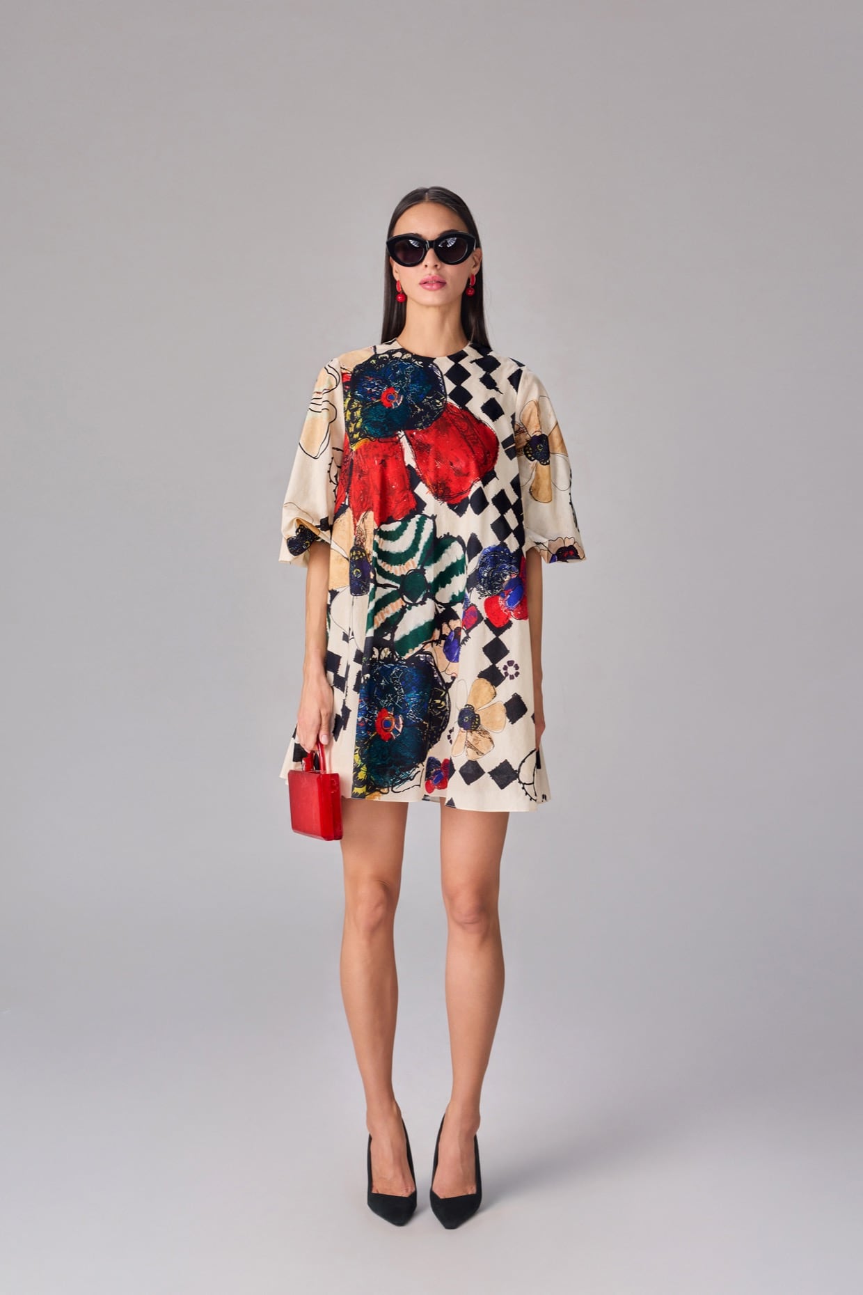 Nova white dress red