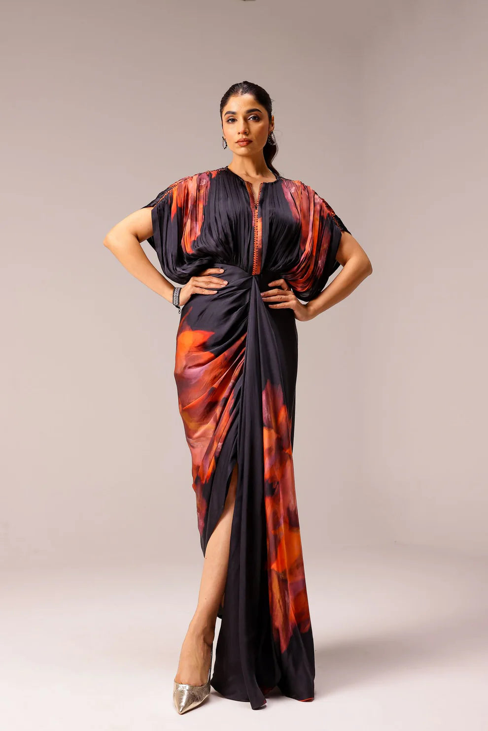 Kaftan bodycon dress – SEASONAL TRUNK