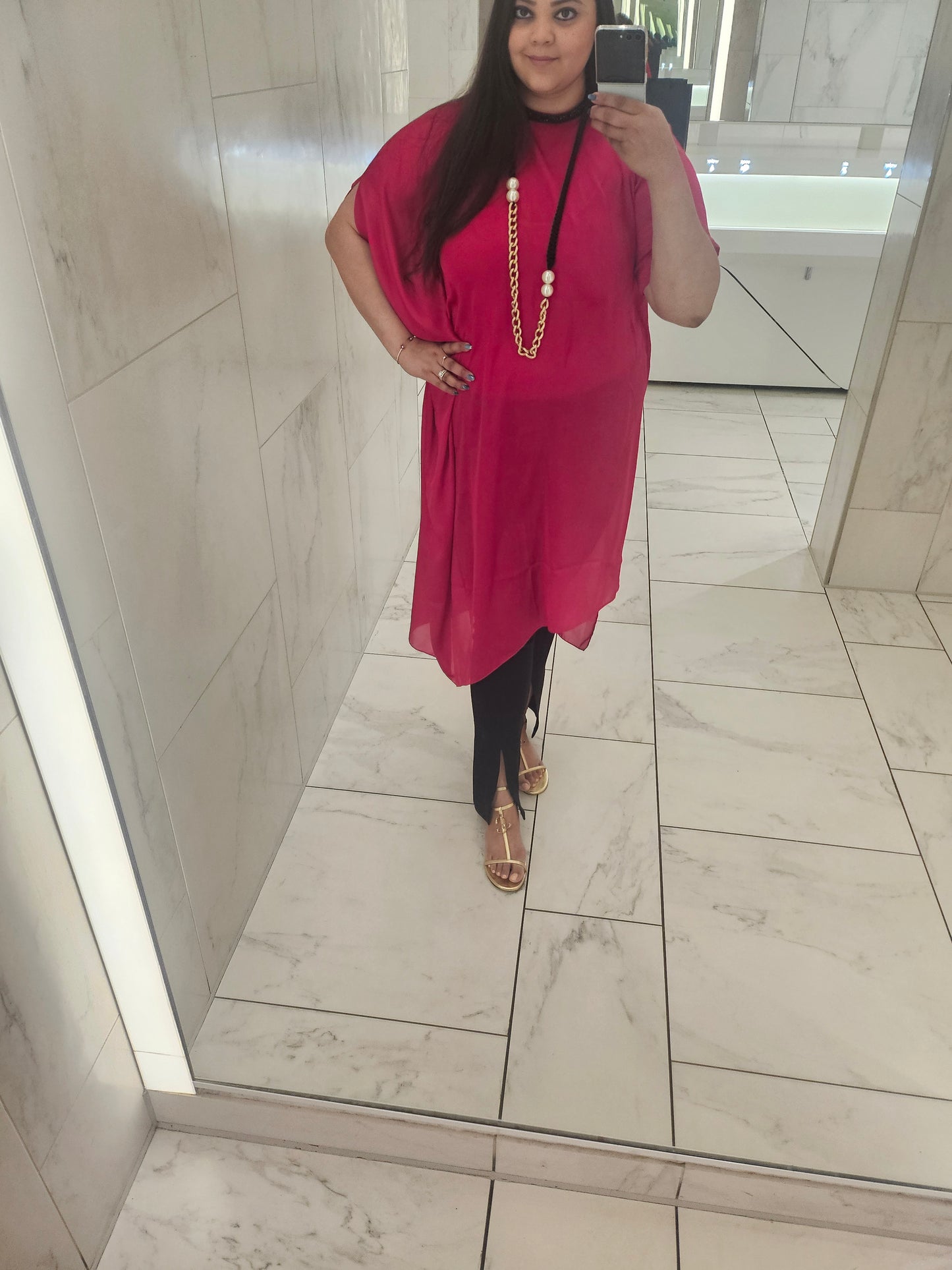 Embroidered drape tunic fuscia