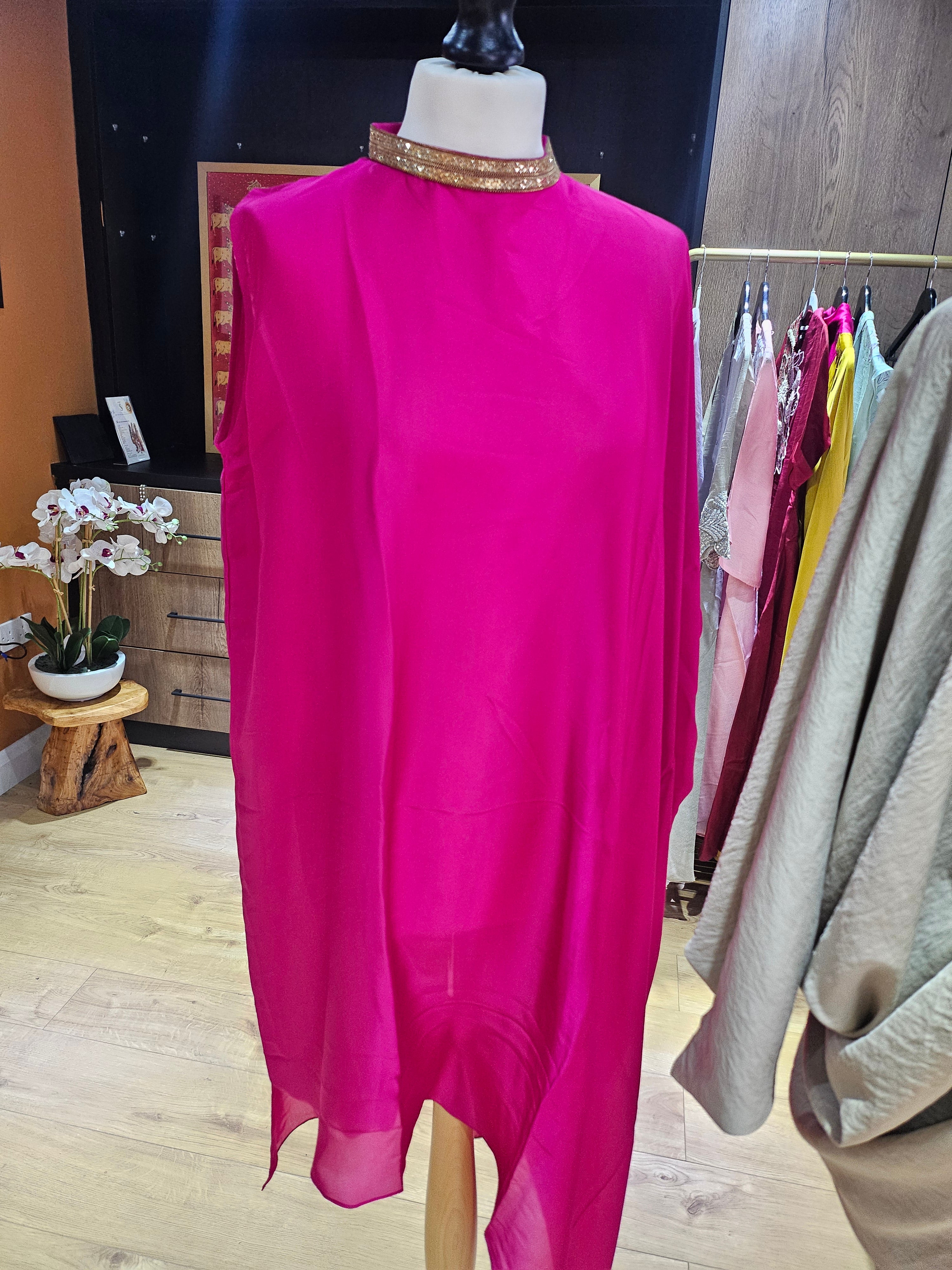 Embroidered drape tunic fuscia