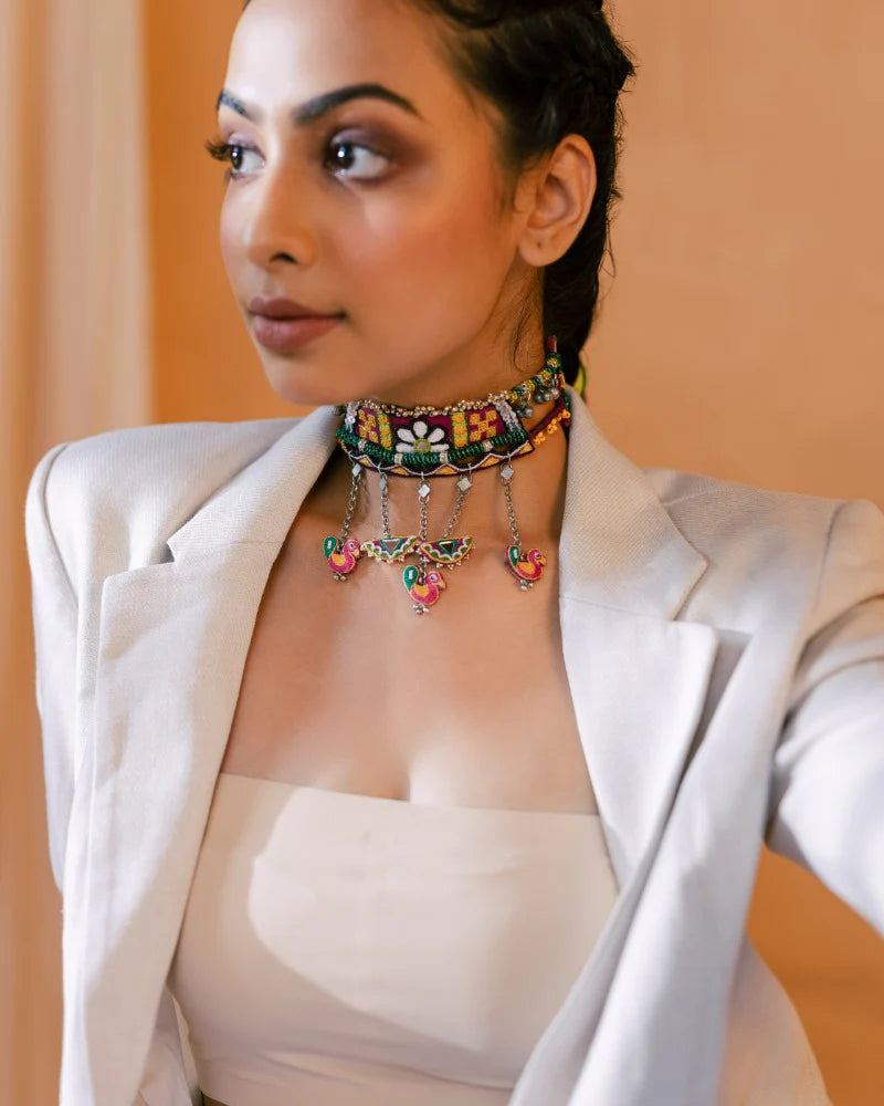 Chand mano choker