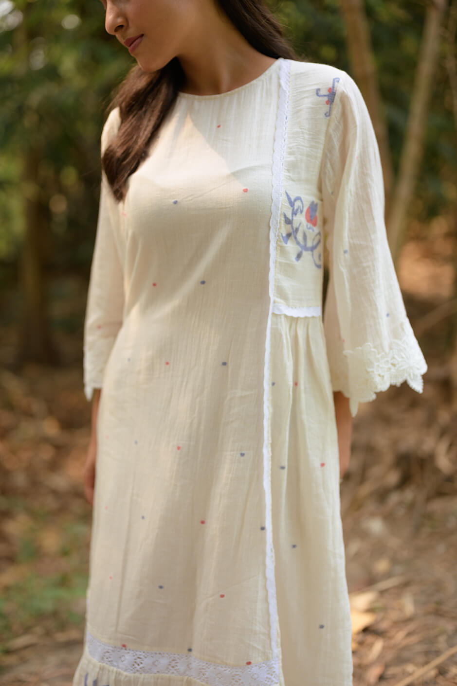 White delft dress
